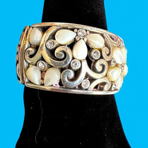 Brighton White Jasmine Flower Magnetic Close large cuff Bracelet.